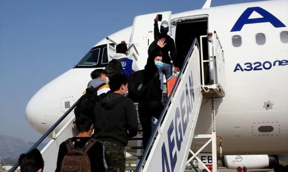 Ελλάδα: Αναχωρούν για Γερμανία 175 αιτούντες άσυλο